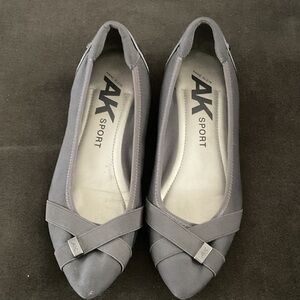 Anne Klein Gray Flats with Crisscross Design